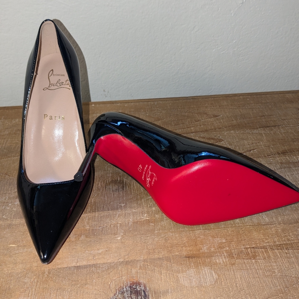 Louboutin So Kate size 40